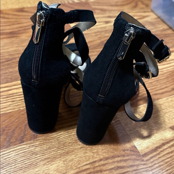 SAM EDELMAN Black Yema Strappy Block Heeled Sandal Size 10 - Picture 4 of 4